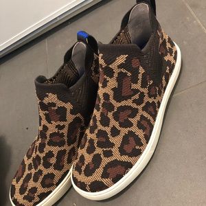 Rothy’s Chelsea Wildcat  like new condition.